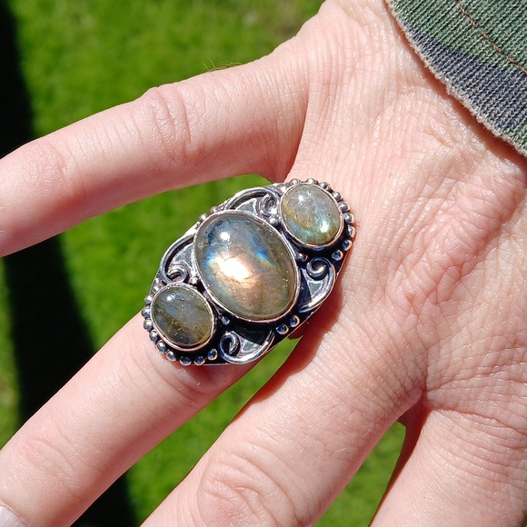 New Labradorite 925 Silver Ring. - Picture 13 of 15